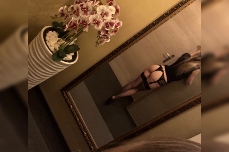 Masseurin Ayunara
