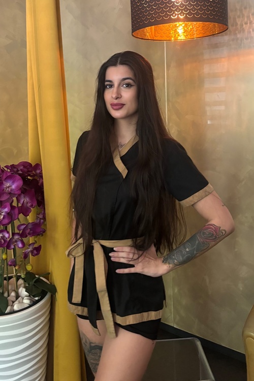 Masseurin Yasmin Masseurin Yasmin