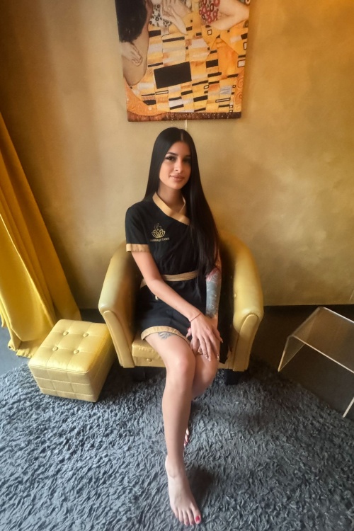 Masseurin Yasmin Masseurin Yasmin